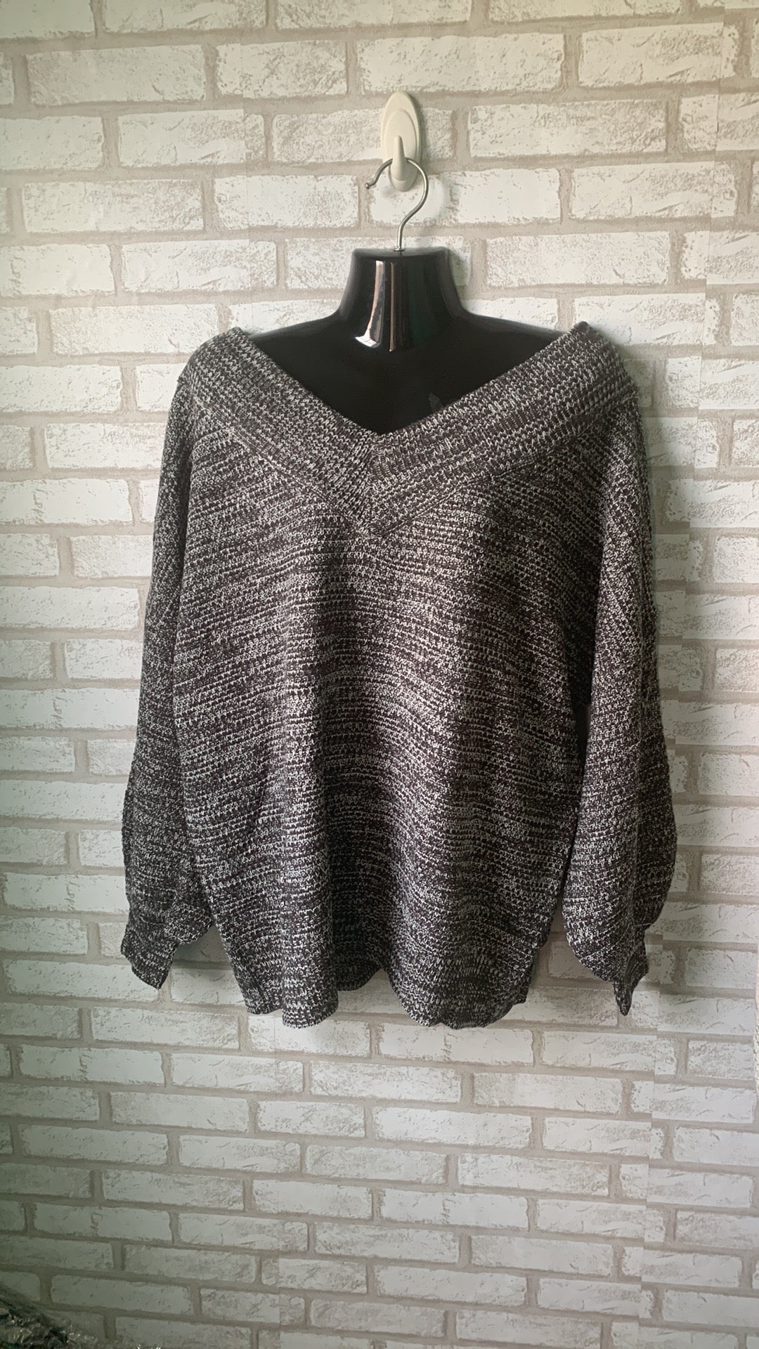 Ash Grey V Neck Sweater with Balloon Sleeve