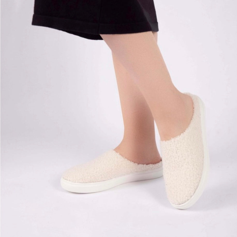 Furry CloseToe Mules