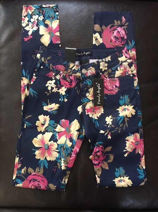 Trendy Angela Junior Floral Ankle Pants