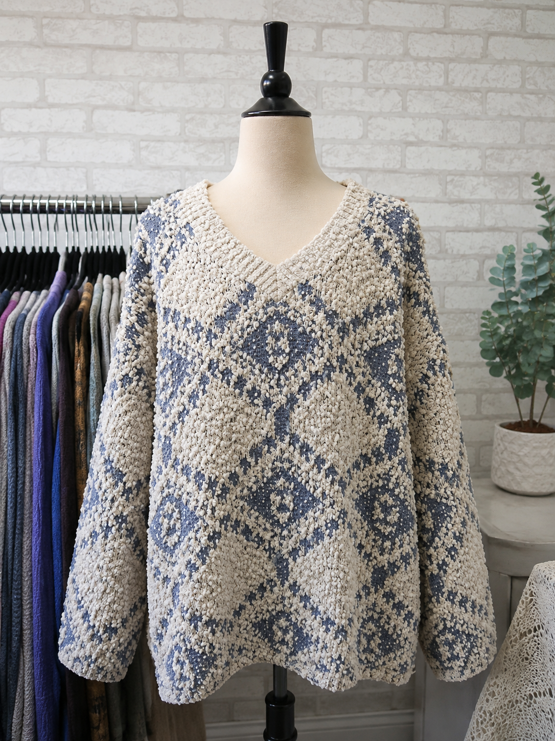 Patterned Scoop Neck Sweater