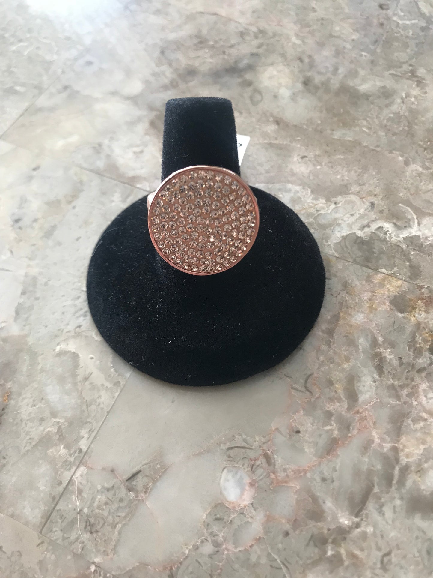 ROSE GOLD PLATED RING W/ CRYSTALS SET IN CIO2 - Meraki B Shop