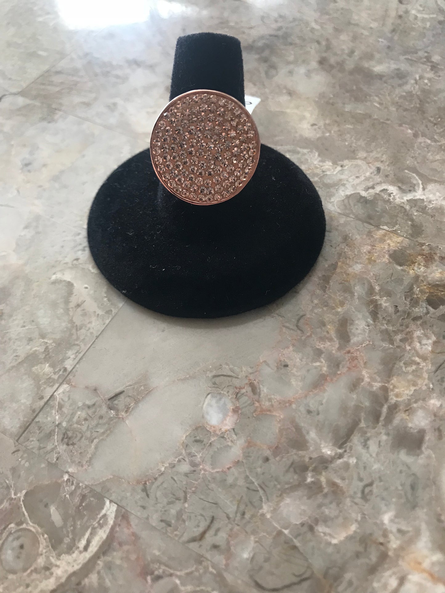 ROSE GOLD PLATED RING W/ CRYSTALS SET IN CIO2 - Meraki B Shop